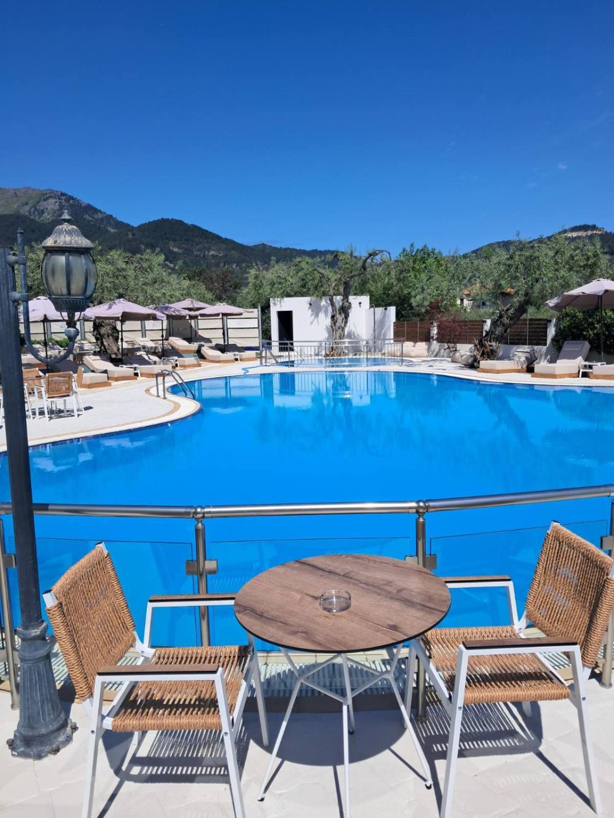 Ocean Beach Hotel Скала-Потамиас Экстерьер фото