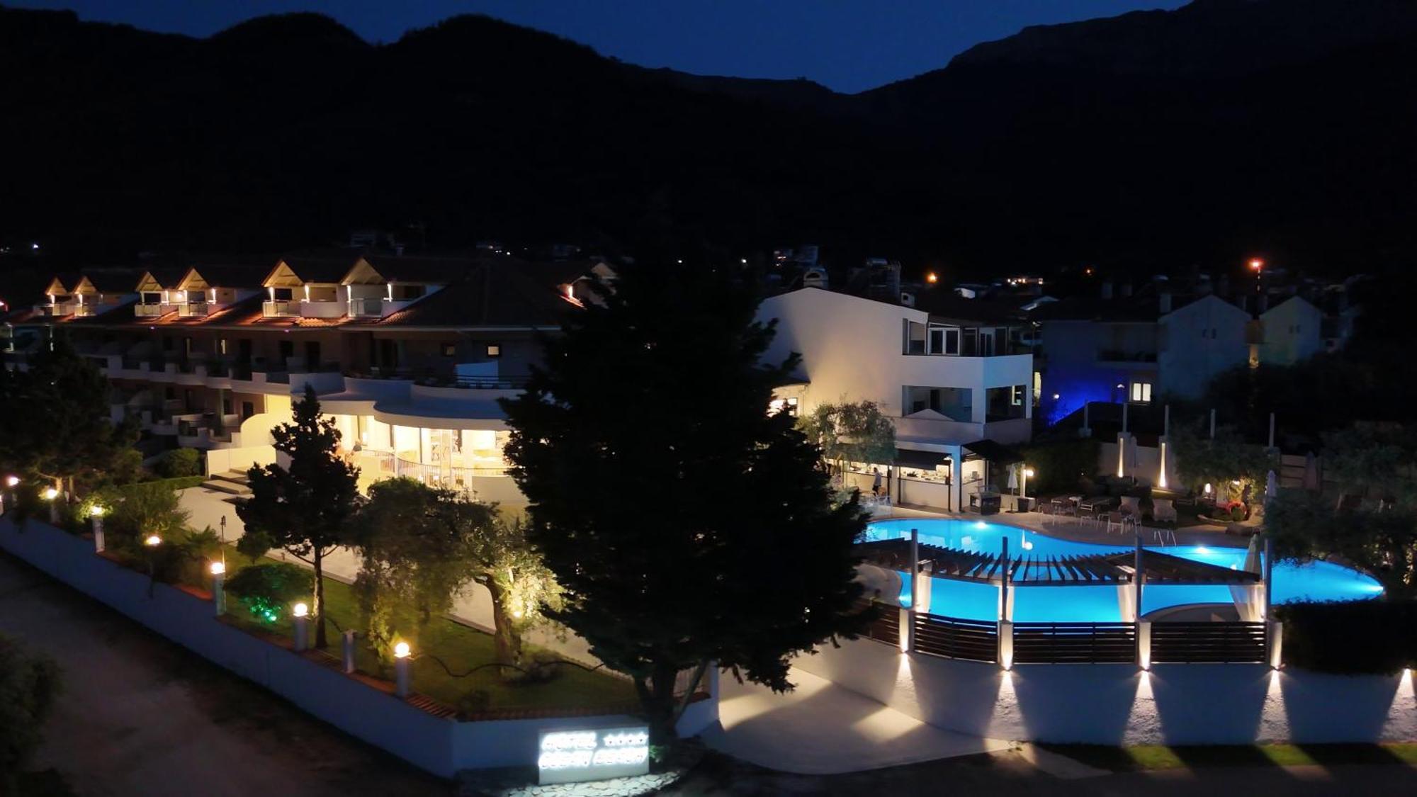Ocean Beach Hotel Скала-Потамиас Экстерьер фото