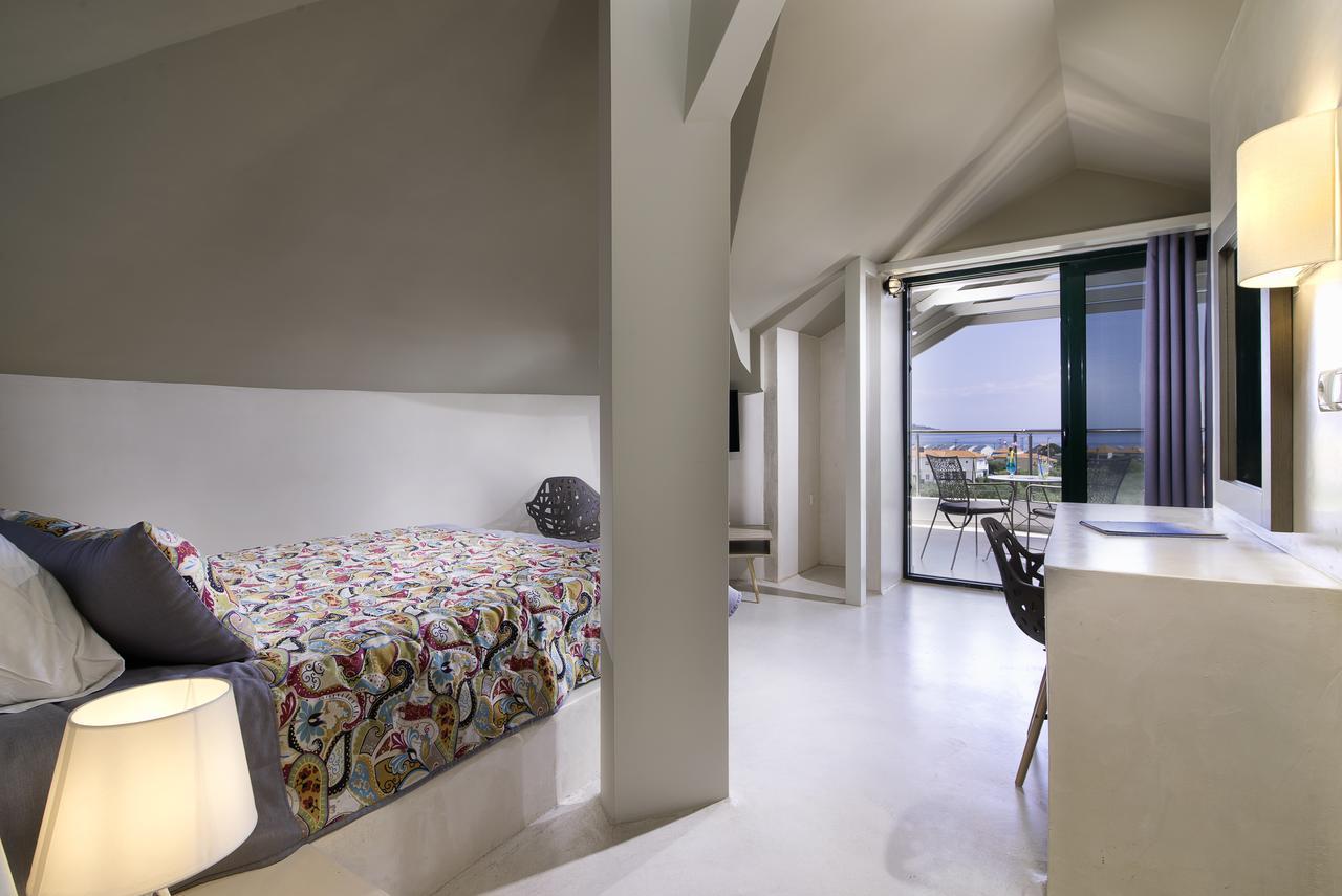 Ocean Beach Hotel Скала-Потамиас Экстерьер фото