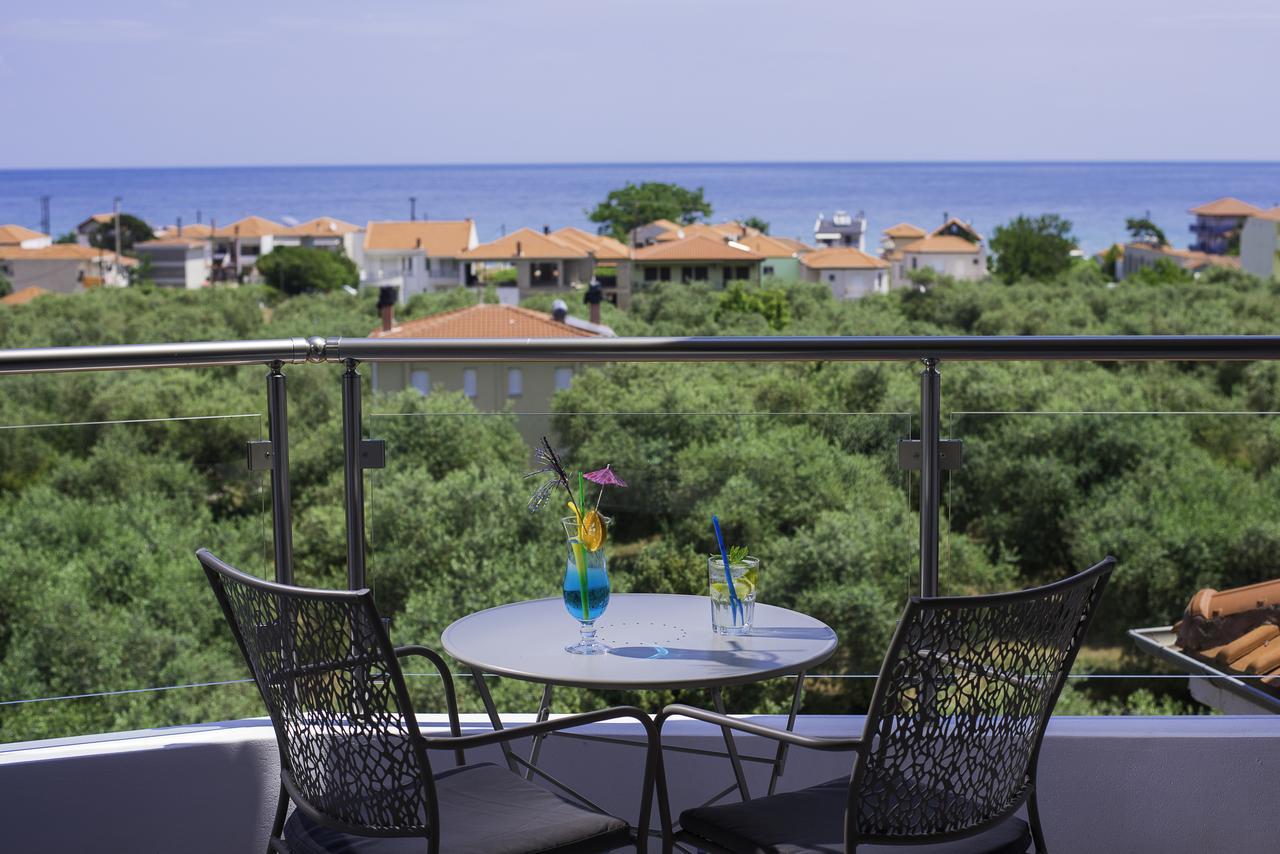 Ocean Beach Hotel Скала-Потамиас Экстерьер фото