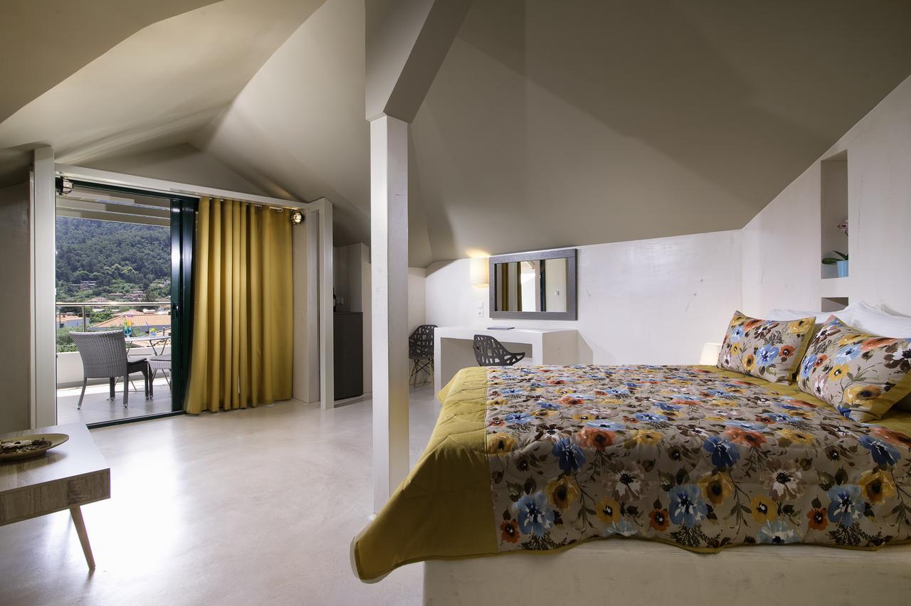 Ocean Beach Hotel Скала-Потамиас Экстерьер фото